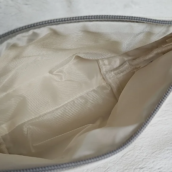 Kuromi Pouch - Picture 5 of 8